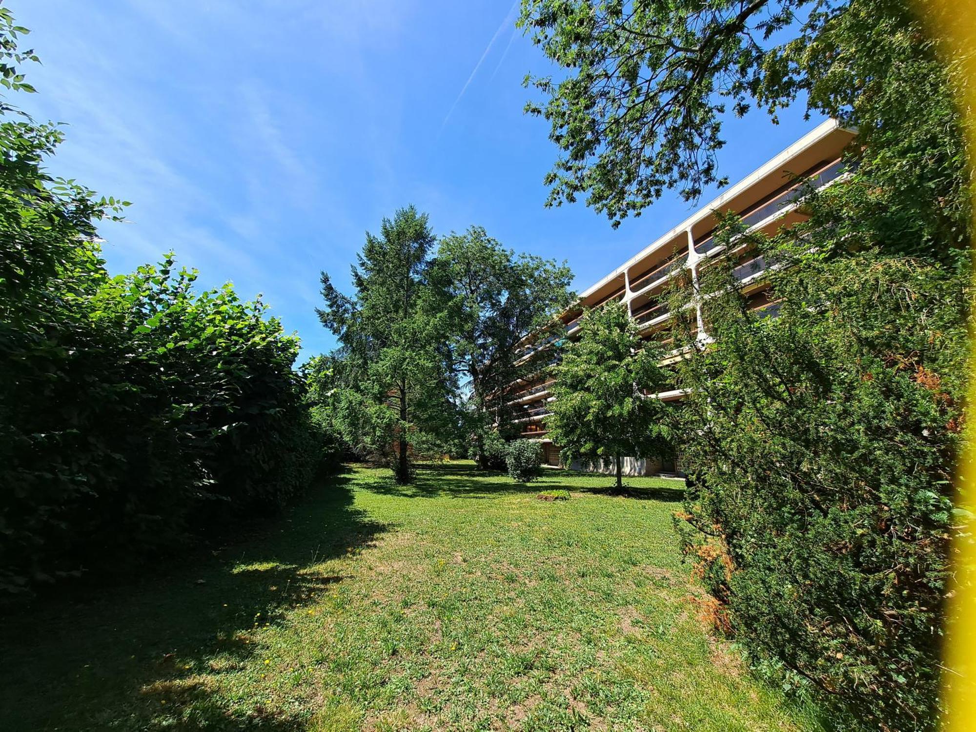 Appartement Le Duc De Savoie Thonon Extérieur photo